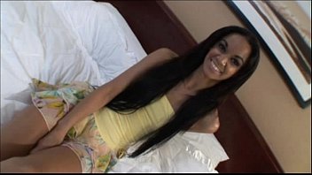 Mulata sentando devagar e pedindo para não parar