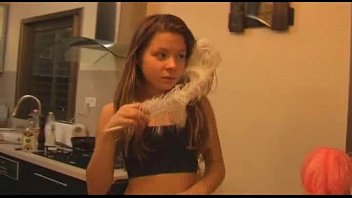Chupando bucetuda que geme alto sem conseguir parar